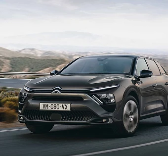 HIGH DRIVING POSITION IMAGE