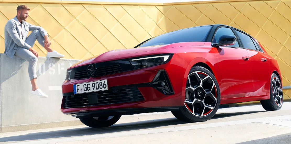 Opel - Astra Hatchback